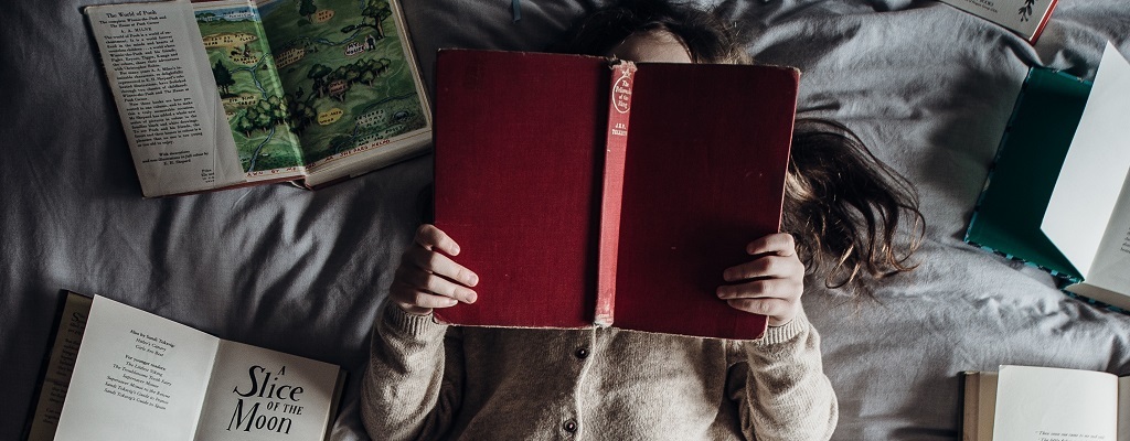 reading novels